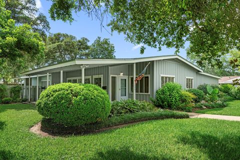 Photo of 1908 Milam Street, Columbus, TX 78934 (MLS # 97032267)