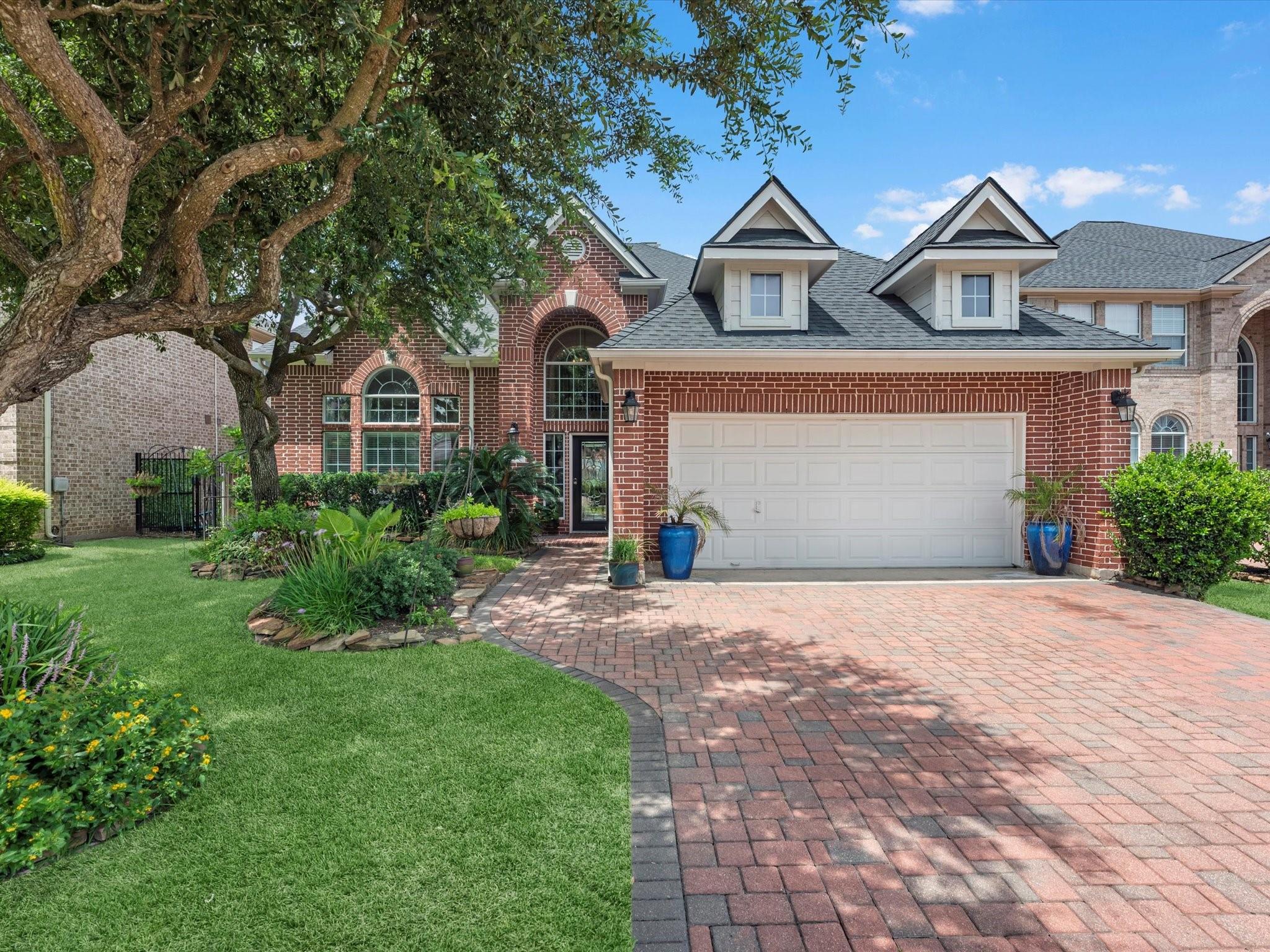 11938 Galentine Point