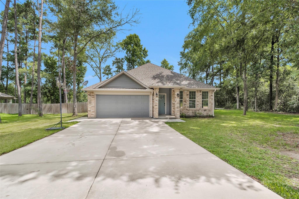 Photo of 11087 Sutton Place Drive, Willis, TX 77378 (MLS # 10151328)