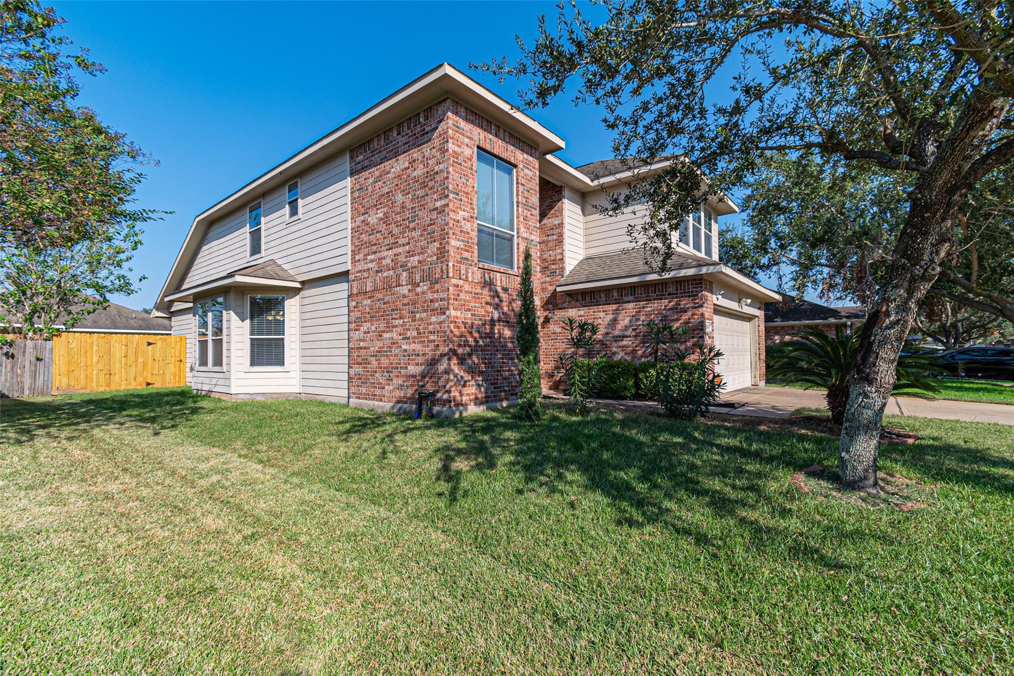 7431 Riven Oaks Court