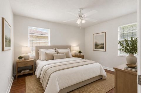 Tiny photo for 5622 Woodgreen Street, Houston, TX 77033 (MLS # 29418953)