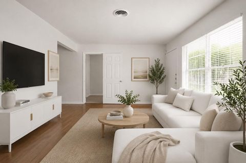 Photo of 5622 Woodgreen Street, Houston, TX 77033 (MLS # 29418953)