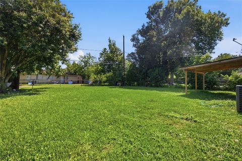 Tiny photo for 5622 Woodgreen Street, Houston, TX 77033 (MLS # 29418953)
