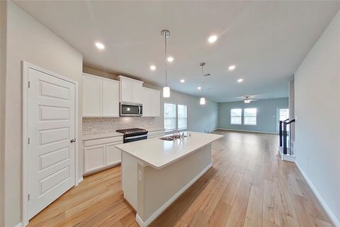 Photo of 6634 Bridge Mountain Trail Trl, Richmond, TX 77407 (MLS # 37650968)