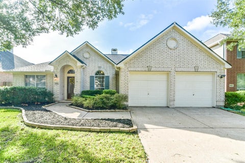 Homes For Rent - 4822 Big Cedar Circle<br/> Fort Bend County, Missouri City, TX 77459
