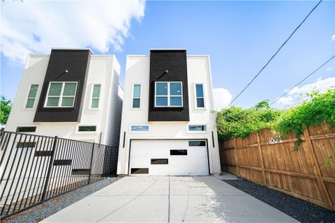 Photo of 4607 Nolda Street #B, Houston, TX 77007 (MLS # 57342431)