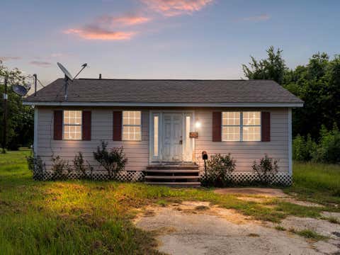 Photo of 2905 Avenue A, Bay City, TX 77414 (MLS # 28252383)