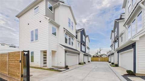 Photo of 2426 Freeman Street, Houston, TX 77009 (MLS # 10927152)