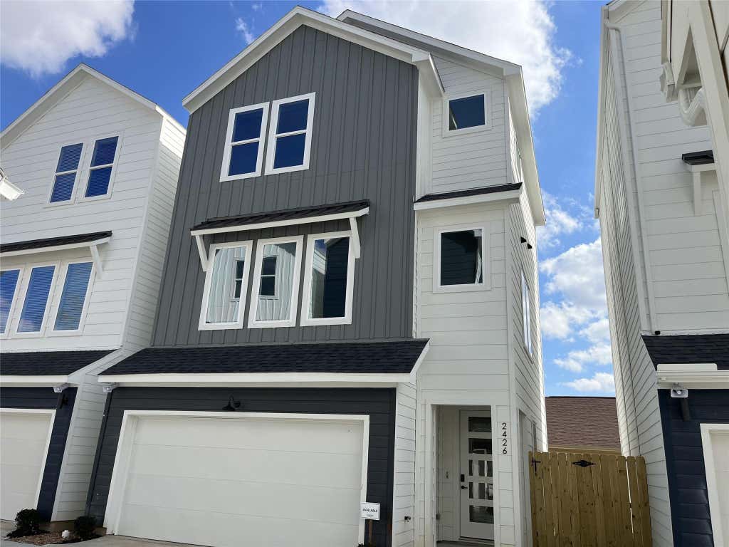 Photo of 2426 Freeman Street, Houston, TX 77009 (MLS # 10927152)
