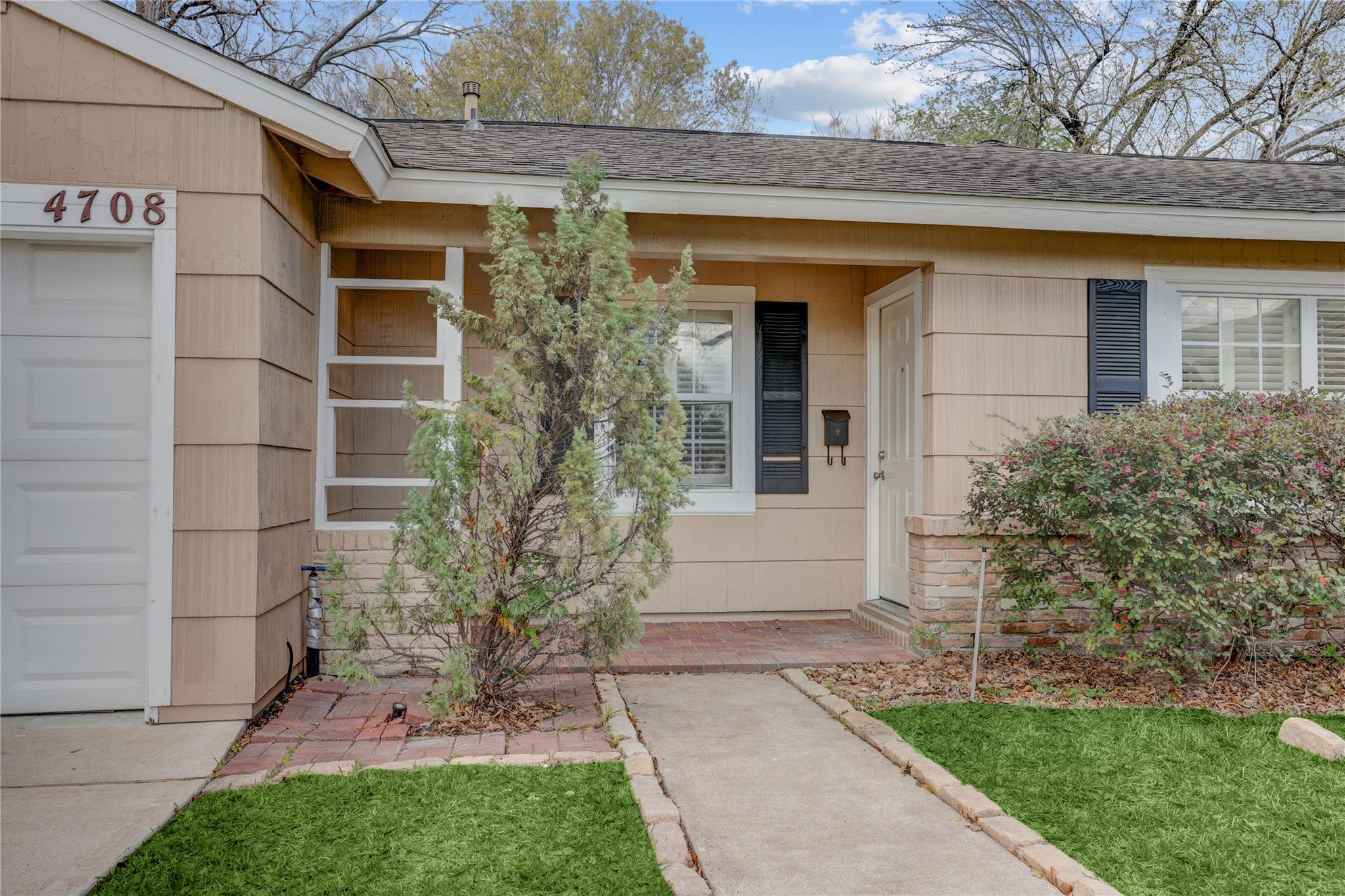4708 Mayfair Street