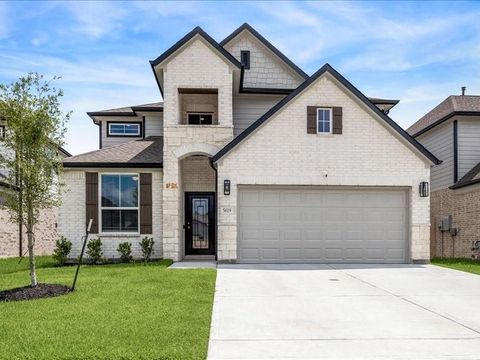 Photo of 5619 Sandhill Oak Trail, Houston, TX 77066 (MLS # 76675544)