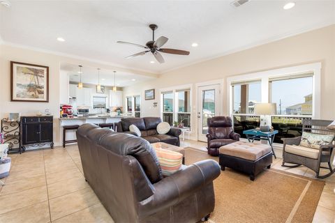 Photo of 2383 Sandpiper, Crystal Beach, TX 77650 (MLS # 38459572)