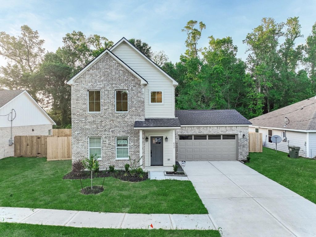 Photo of 622 Luke Street, Dayton, TX 77535 (MLS # 48941788)