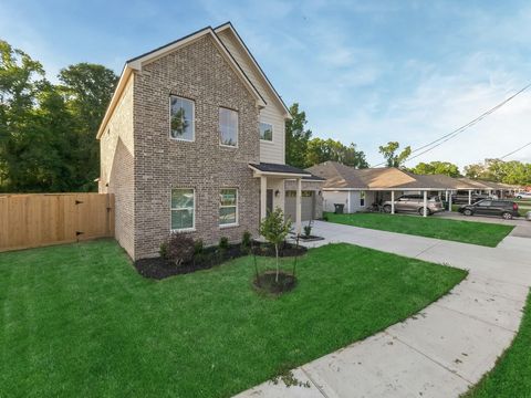Photo of 622 Luke Street, Dayton, TX 77535 (MLS # 48941788)