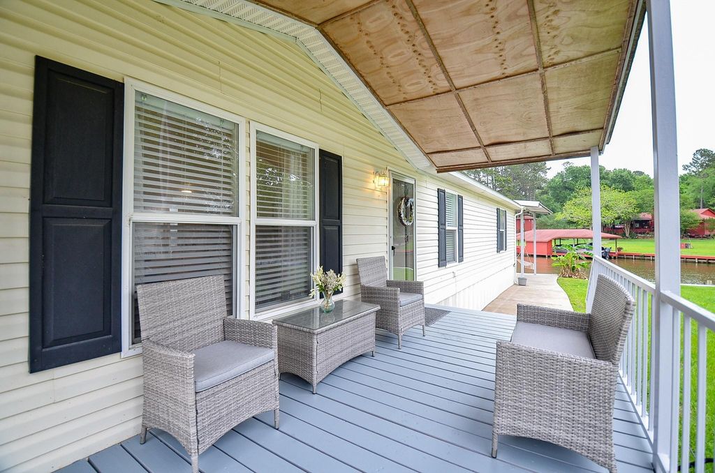 Photo of 14186 Shadow Bay Drive, Willis, TX 77318 (MLS # 56547083)