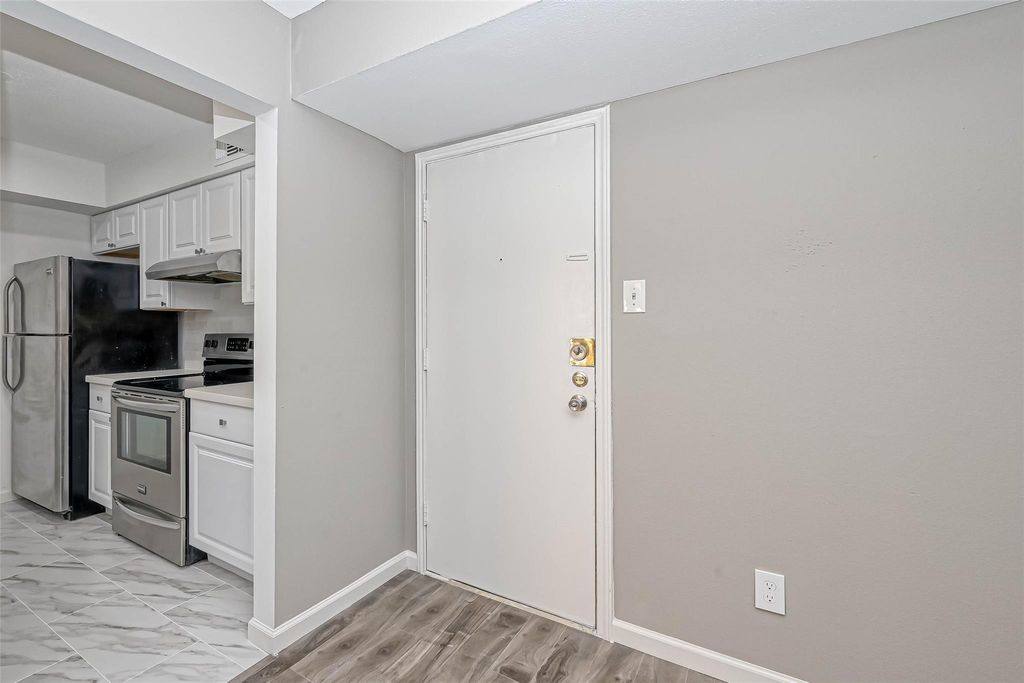 Photo of 4645 Wild Indigo Street #375, Houston, TX 77027 (MLS # 49128465)