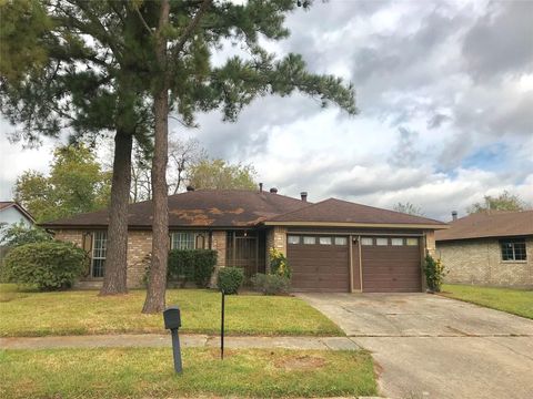 Photo of 3330 Creek Grove Drive, Houston, TX 77066 (MLS # 17989867)