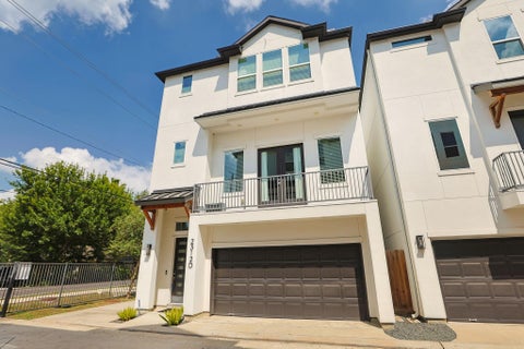 Photo of 2312 Campbell Road #D, Houston, TX 77080 (MLS # 81393486)