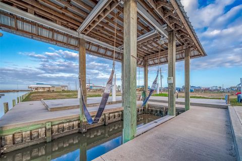 Photo of 1107 Gator Point, Crystal Beach, TX 77650 (MLS # 75544470)