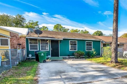Photo of 7888 Gallahad Street, Houston, TX 77078 (MLS # 42749253)