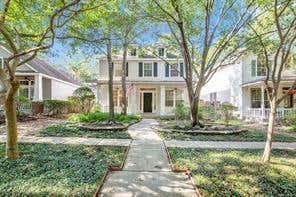 Photo of 7 W Cottage Green Street, The Woodlands, TX 77382 (MLS # 63958214)