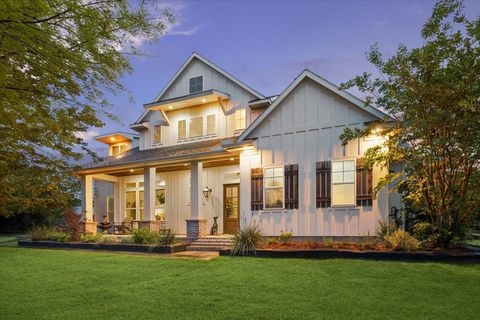 Photo of 1815 Charter Street, Columbus, TX 78934 (MLS # 55214323)