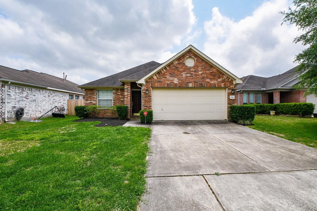 Photo of 7218 Fox Hall Lane, Humble, TX 77338 (MLS # 24042000)