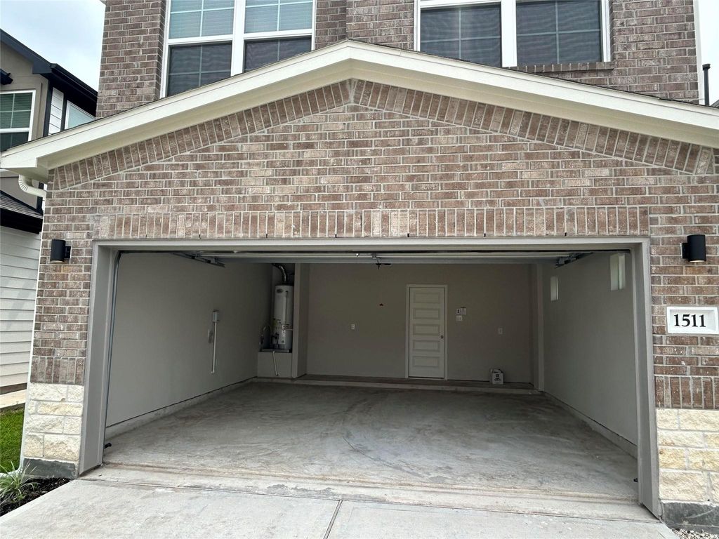 Photo of 1511 Revolution Way, Missouri City, TX 77459 (MLS # 97250586)