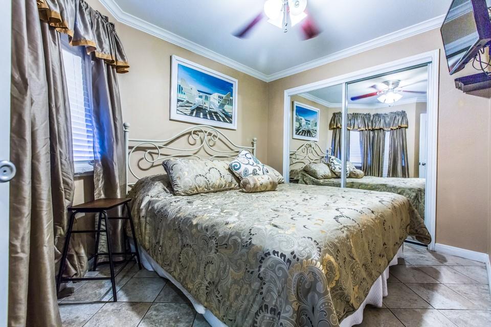 10811 San Luis Pass Road 1217