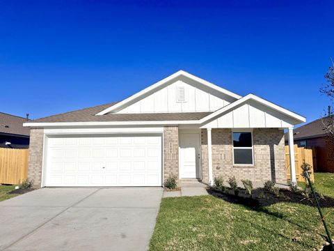 Photo of 1101 Live Oak Avenue, Bay City, TX 77414 (MLS # 36238012)