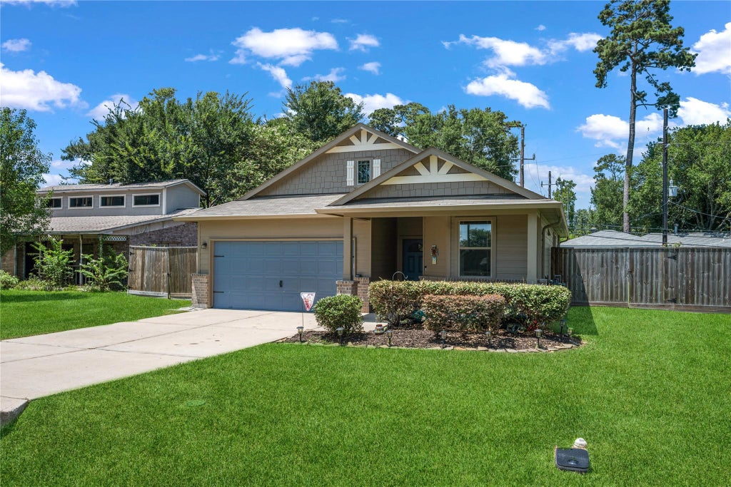 Photo of 415 Cherry Valley Drive, Huffman, TX 77336 (MLS # 48795827)