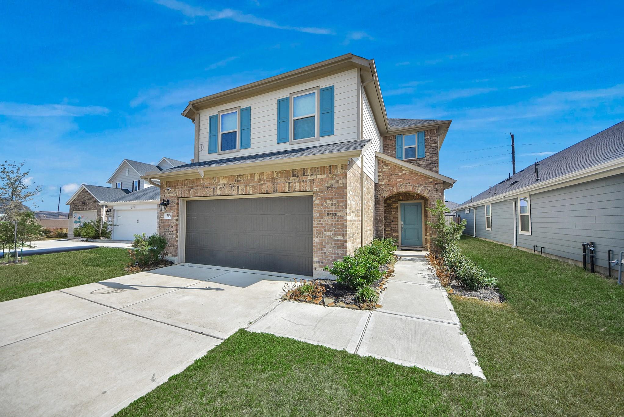 5130 Bluebird Song Lane