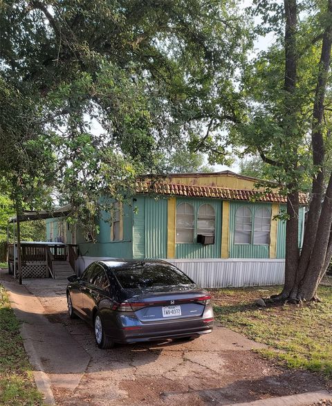 Photo of 8006 Palo Vista Drive, Houston, TX 77044 (MLS # 15862362)