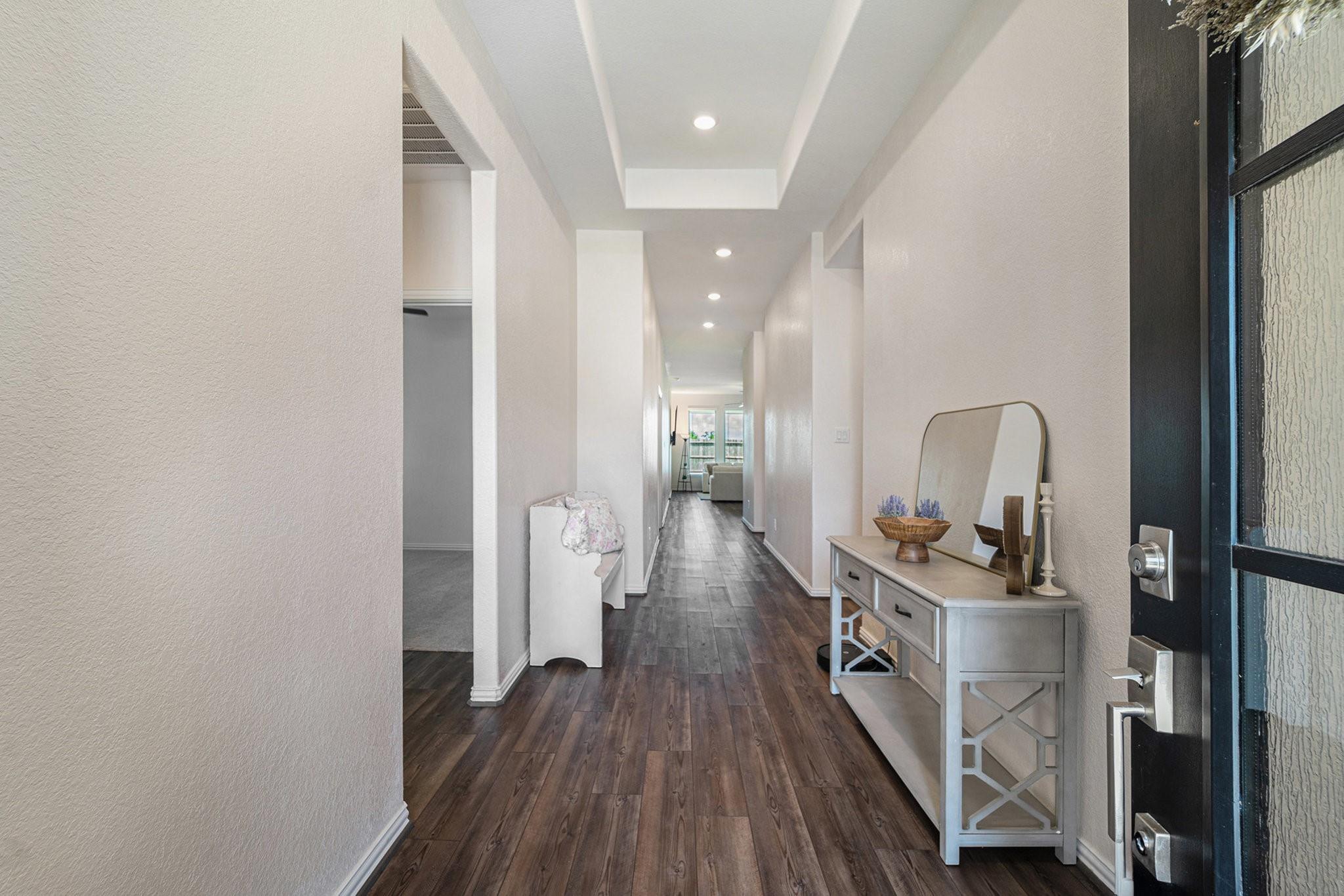 15207 Lakewood Avenue