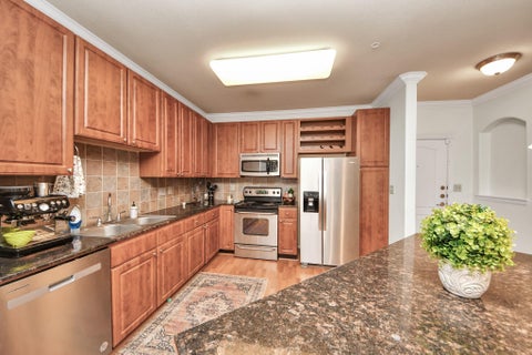 Condo For Sale - 1711 Old Spanish Trail #324<br/> Houston, TX 77054