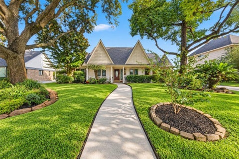 Homes For Sale - 21014 Harvest Hill Lane<br/> Houston, TX 77073