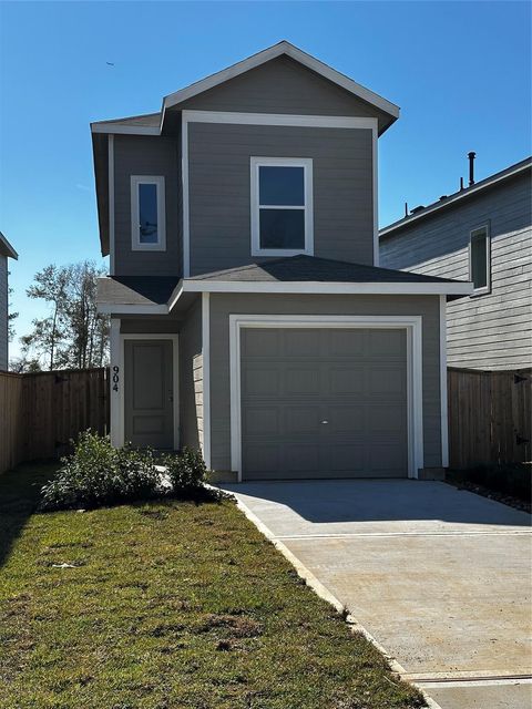 Photo of 904 Pertuso Lane, Huffman, TX 77336 (MLS # 54912504)