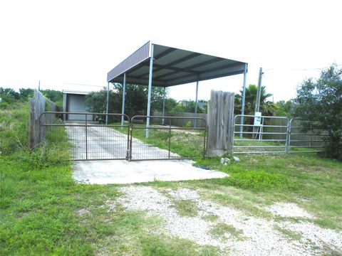 Photo of 729 17th Street, Dickinson, TX 77539 (MLS # 17550064)