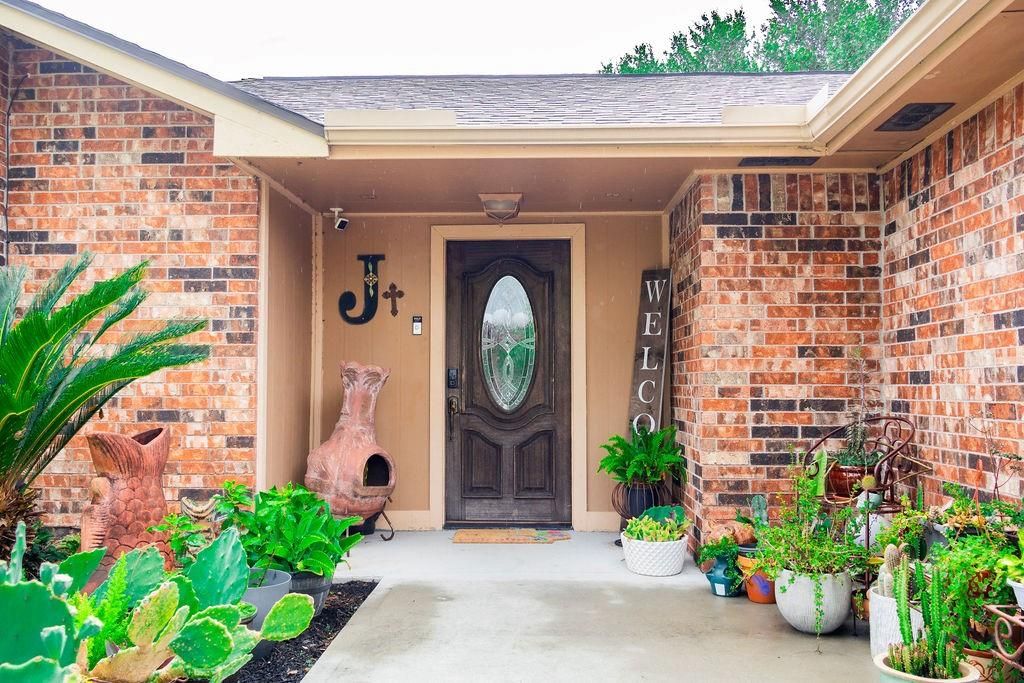 Photo of 707 Landing Boulevard, League City, TX 77573 (MLS # 57716433)