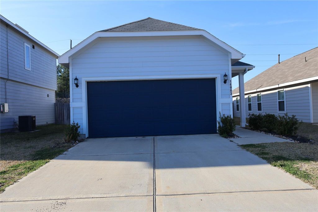 Photo of 14083 Lake Trout Drive, Conroe, TX 77384 (MLS # 80350386)