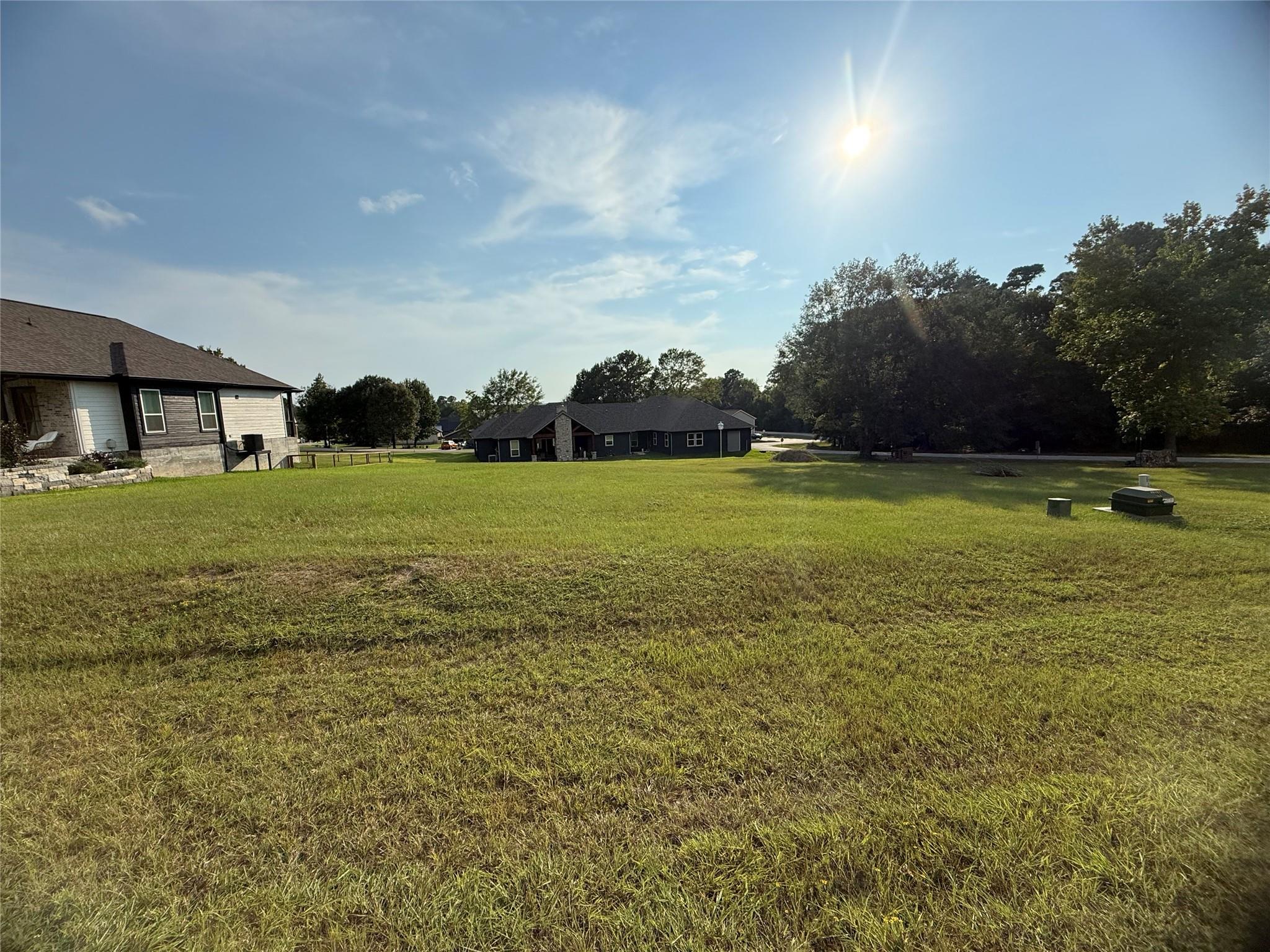 4 Lakecrest Lane