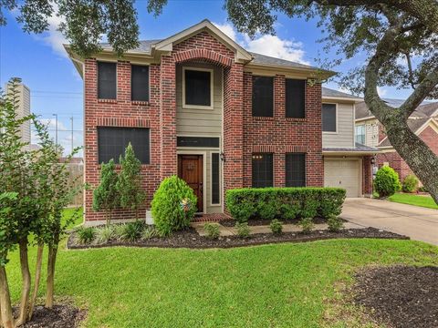 Homes For Sale - 1812 Dublin Drive<br/> League City, TX 77573