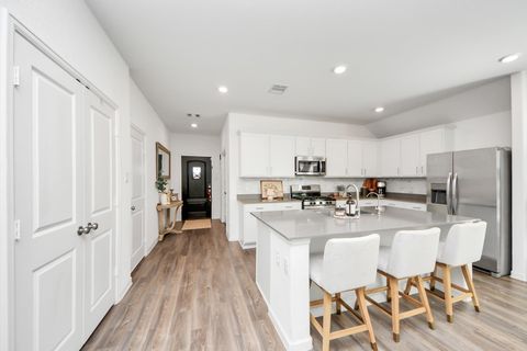 Photo of 2302 Dewford Falls Drive, Richmond, TX 77469 (MLS # 37185422)