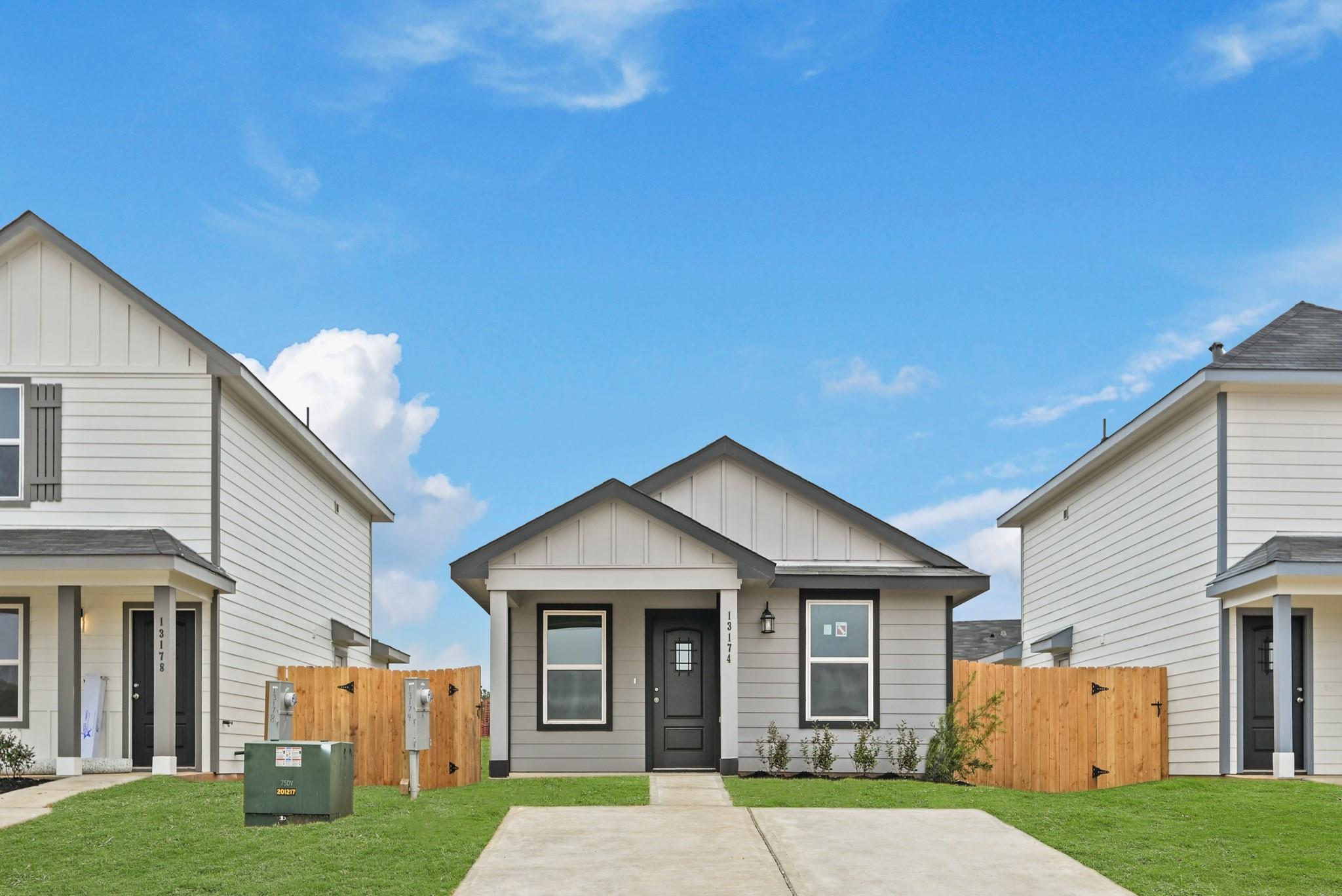 13174 Turret Bend Way