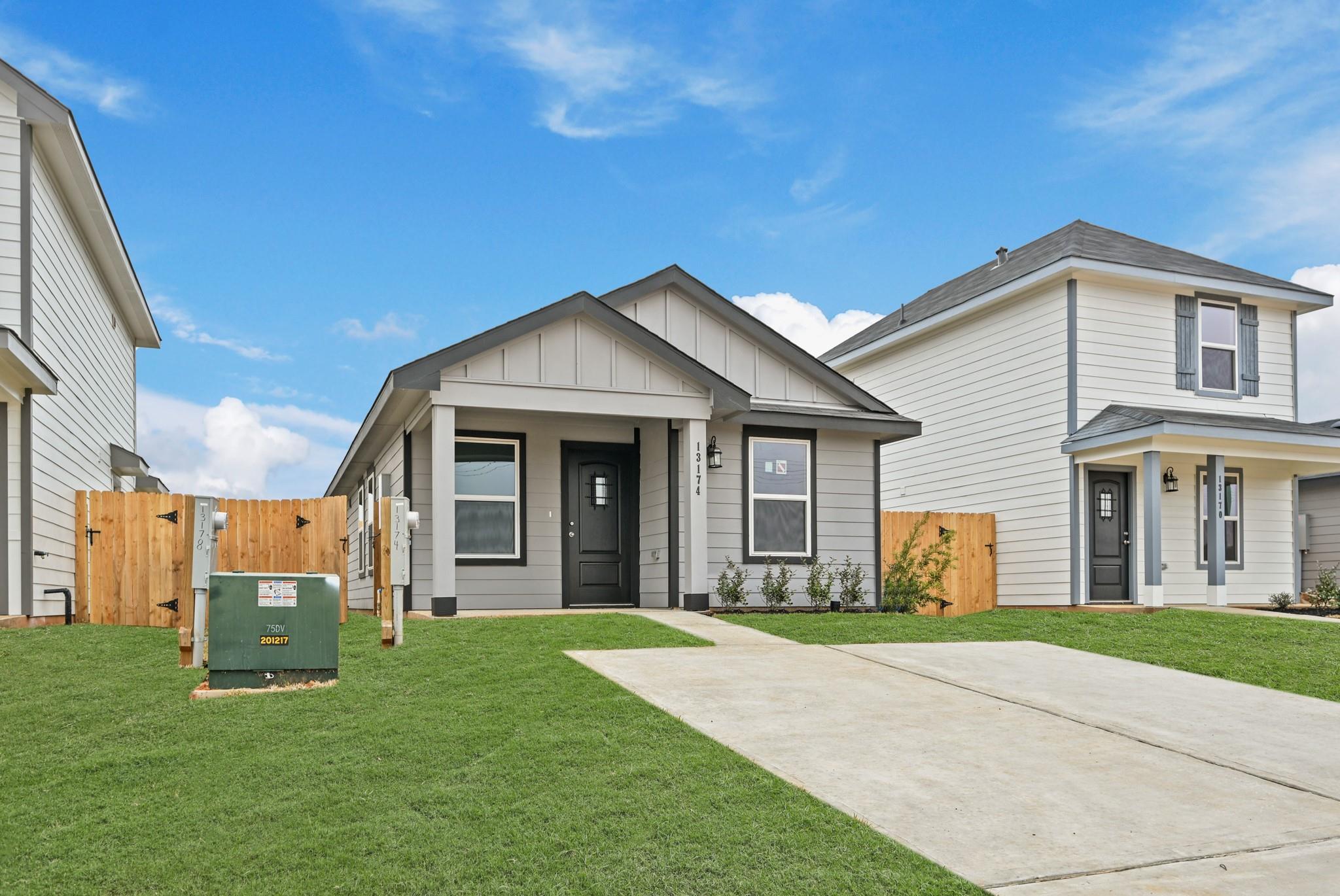 13174 Turret Bend Way