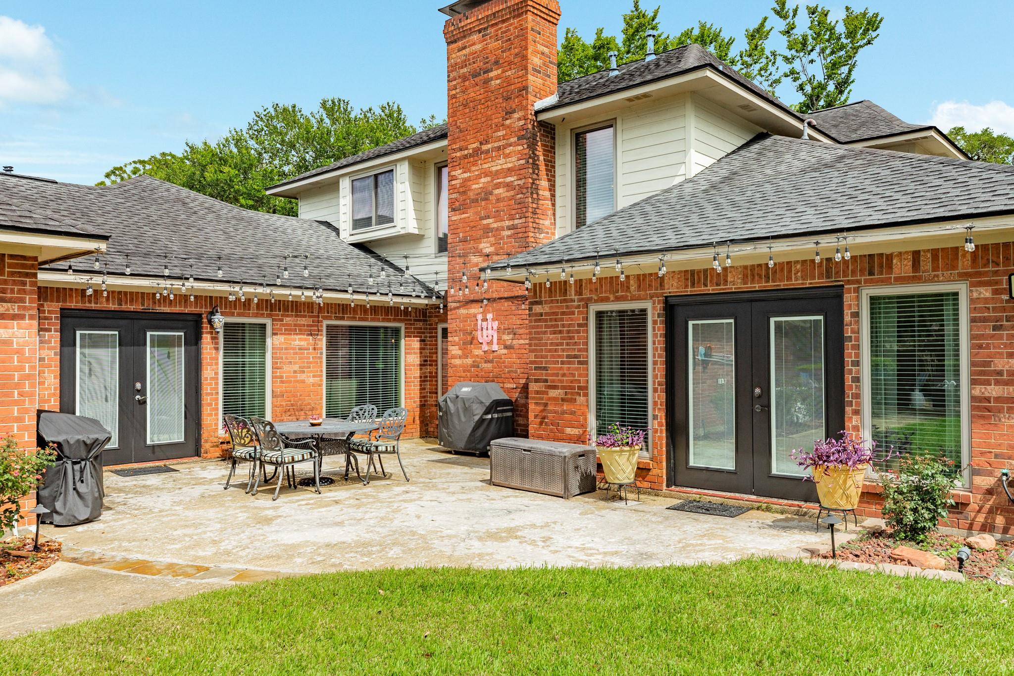 52 Chesswood Court