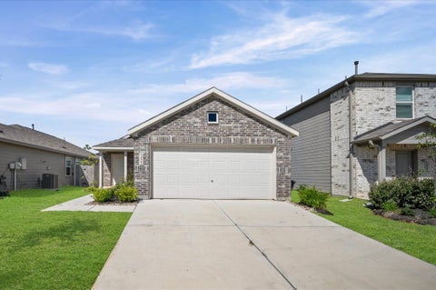 Photo of 14982 N Ascot Bend Circle, Conroe, TX 77306 (MLS # 13061262)