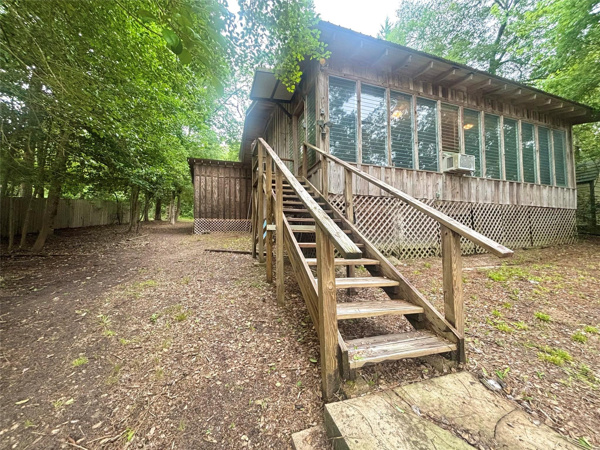 196 County Road 3218