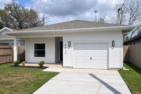 Photo of 3415 Hadley Street, Houston, TX 77004 (MLS # 71334307)