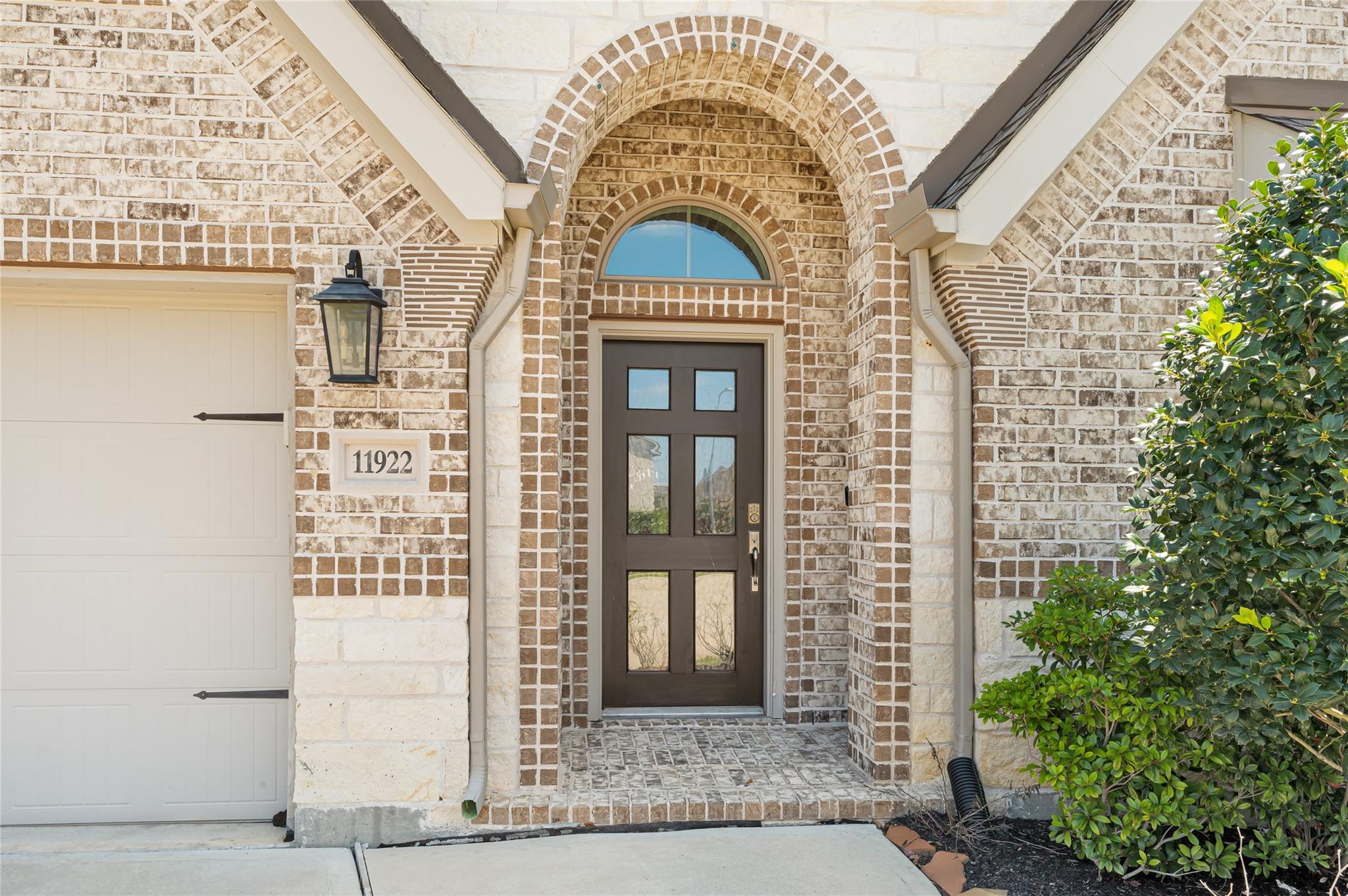 11922 Alwadi Court